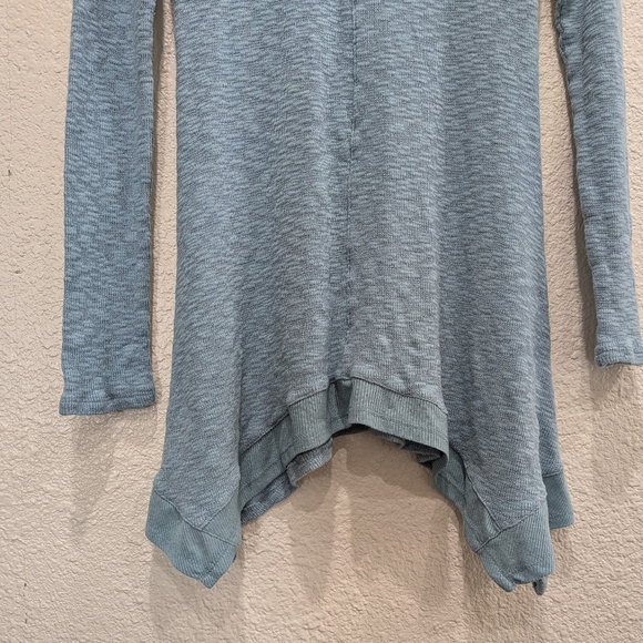 Massini Blue Heathered Handkerchief Hem Tunic Top Long Sleeve Boho Size S - Picture 6 of 8